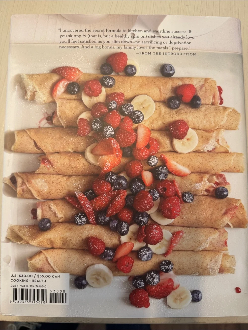 The skinny taste cookbook-in like new condition